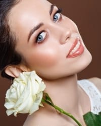 Glowing Goddess Makeup Idea